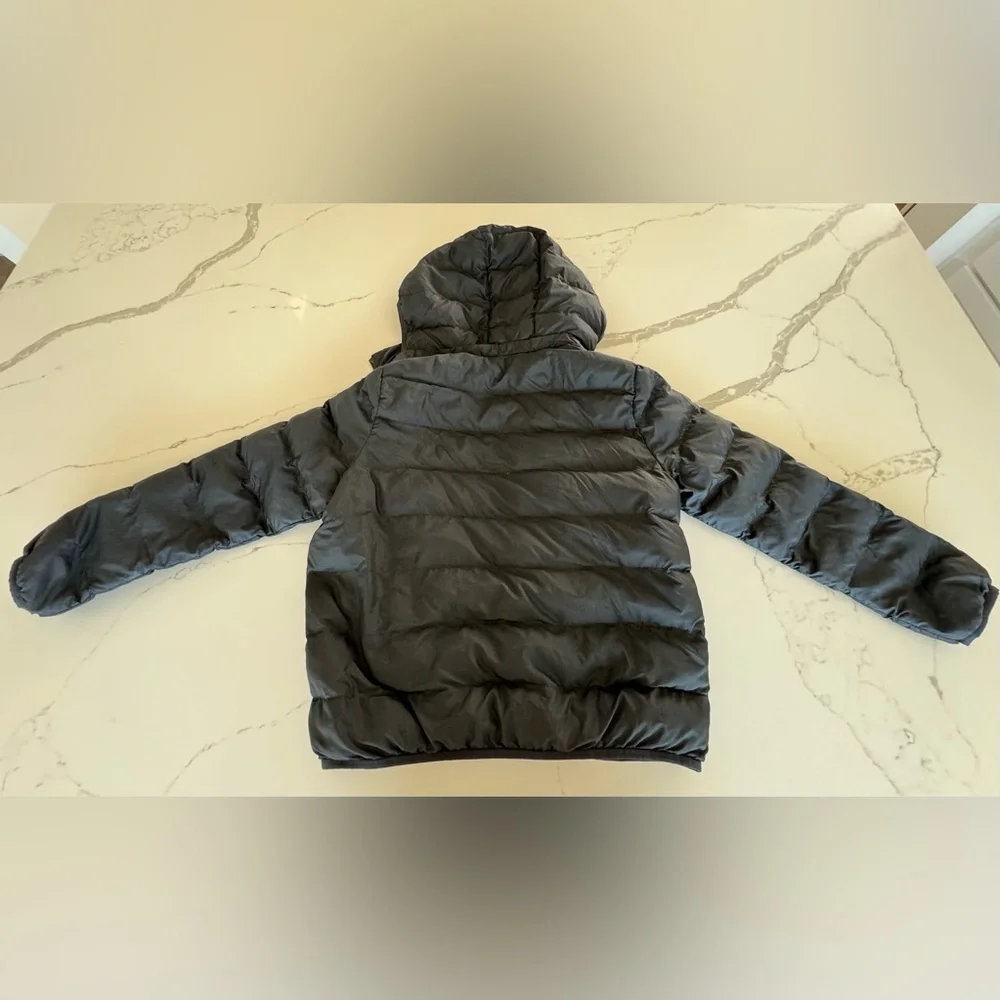 2 Puffer Jackets Size 9-10 - Picture 3 of 7